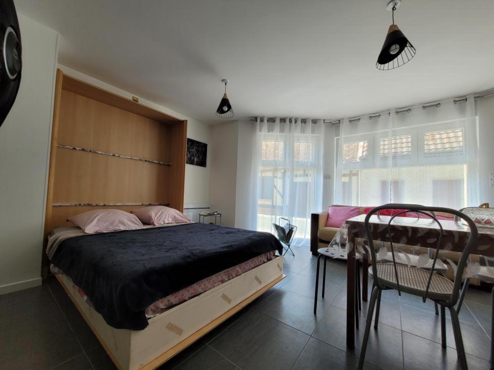 Appartement Salbris- Parking Gratuit Exterior foto